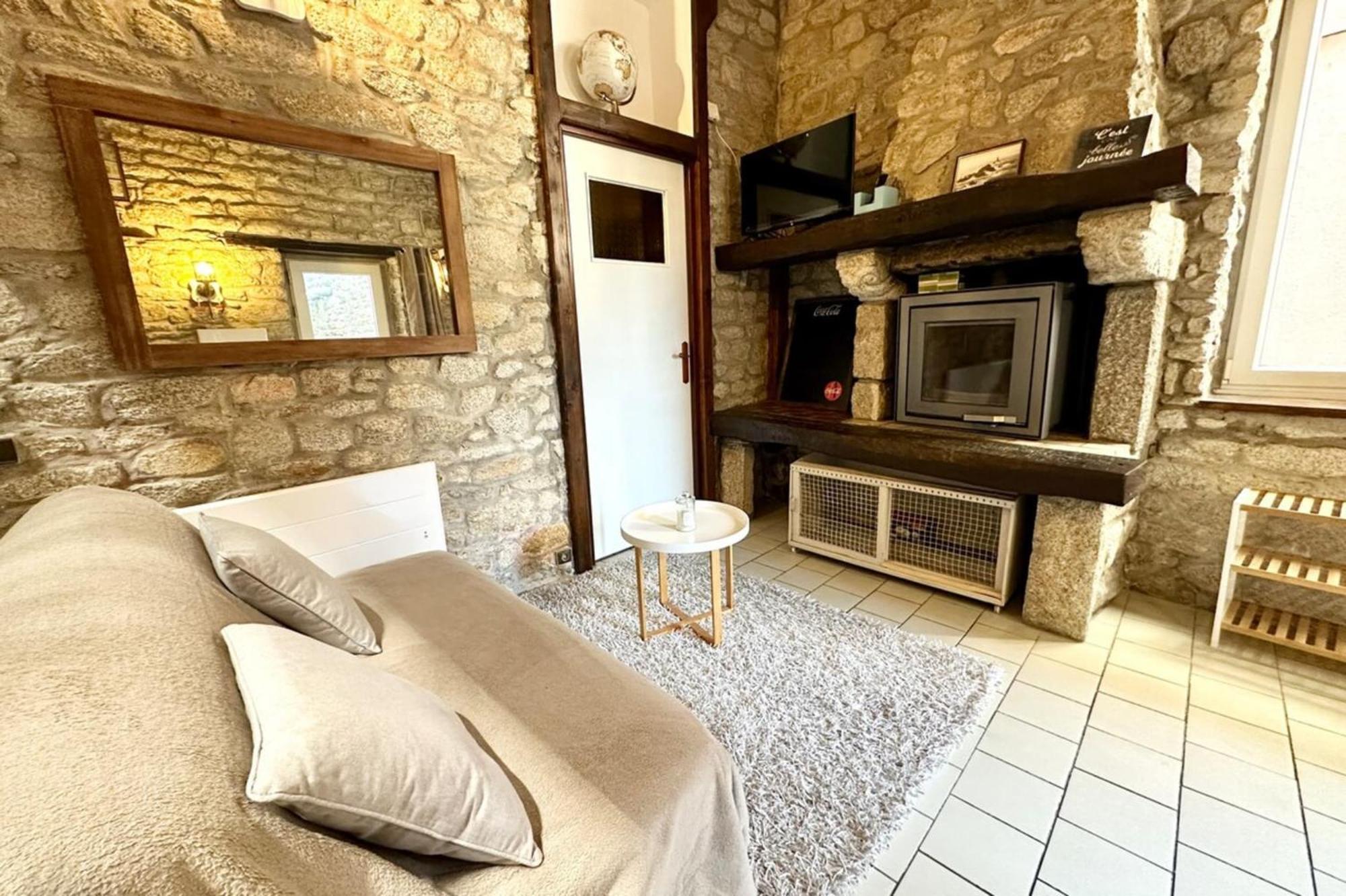 Maison De Pecheur Atypique Les Pieds Dans L'Eau เปลอเมอร์ ภายนอก รูปภาพ