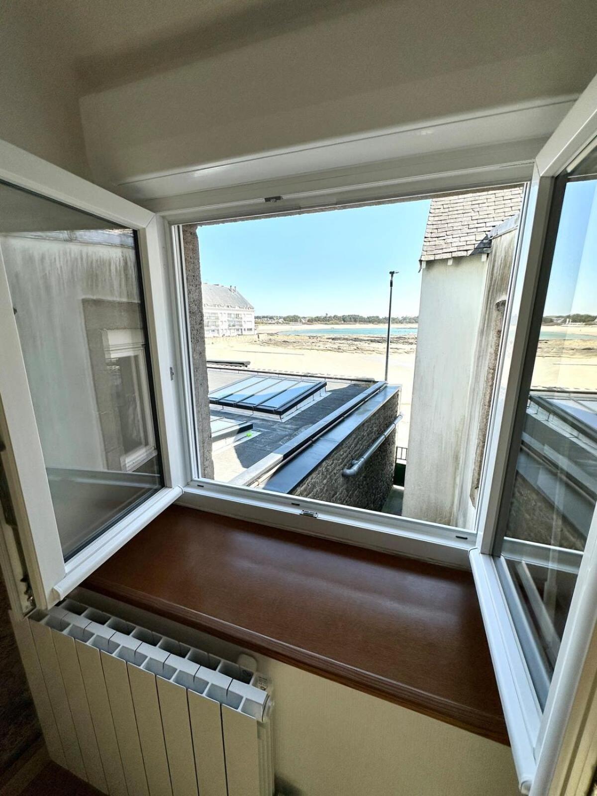 Maison De Pecheur Atypique Les Pieds Dans L'Eau เปลอเมอร์ ภายนอก รูปภาพ